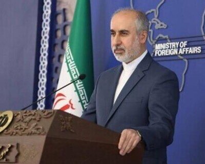 Como parte del acuerdo Teherán puso a cinco presos estadounidenses de origen iraní bajo arresto domiciliario antes de su probable trasladado a Catar para su liberación.