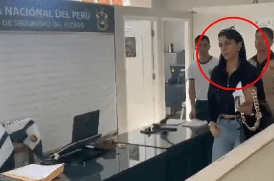 Al momento de su detención no opuso resistencia pero se le señala de varios delitos entre ellos robo a mano armada y de estar involucrada en Venezuela de varios asesinatos.