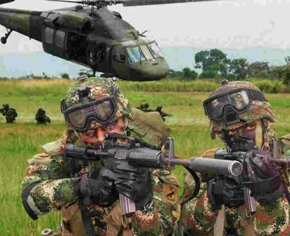 El Defensor del Pueblo de Colombia ha denunciado con asombro que grupos armados amenazan con interferir los comicios de finales de octubre en una tercera parte del territorio.