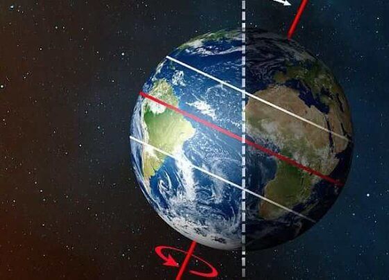 El eje de rotación terrestre se inclinó casi 80 centímetros hacia el este entre 1993 y 2010 debido a la extracción de agua subterránea según señaló un estudio publicado en Geophysical Research Letters.