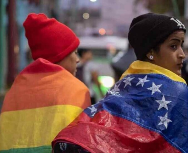la protección temporal contra la expulsión y la autorización de empleo podrán ser otorgadas para venezolanos que estaban en EEUU hasta el 31 de julio de 2023.