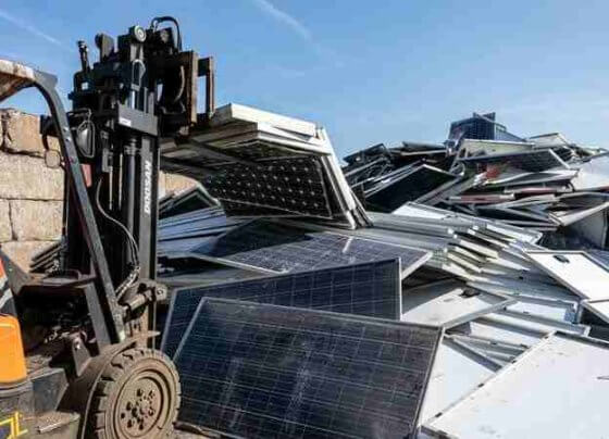 Expertos en energía están haciendo un llamado a una acción gubernamental urgente para prevenir un inminente desastre ambiental global.