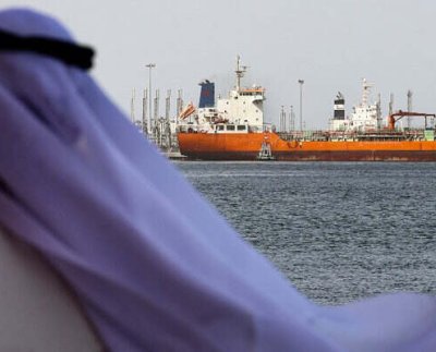 Precios de crudos de referencia WTI y Brent subieron a niveles cercanos a 88 dólares y 91 dólares ante la extensión de recortes que afectarán a Estados Unidos.