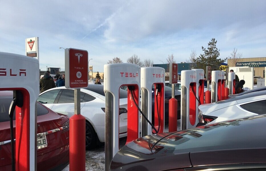 La decisión de Honda de adoptar la tecnología de carga de Tesla es un indicador del creciente reconocimiento de la infraestructura de carga superior de Tesla.