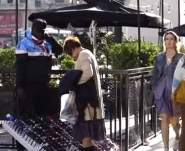 Más de 35 millones de argentinos salen este domingo para elegir al próximo presidente, a los diputados y senadores nacionales que fungirán hasta 2027.