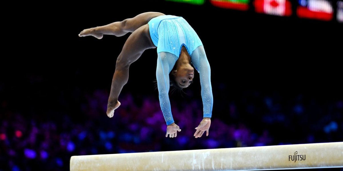 La gimnasta Simone Biles obtuvo su séptima presea dorada en el campeonato de gimnasia que se lleva a cabo en Amberes, Bélgica