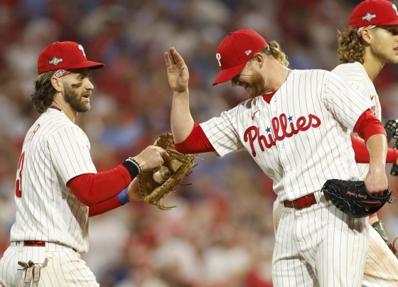 Un jonrón de Bryson Stott fue clave para que los Filis de Filadelfia vencieran 7 a 1 a los Marlins de Miami y de esta manera acceder a la serie divisional