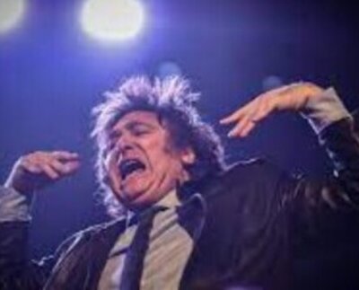 El candidato de La Libertad Avanza a la presidencia de Argentina, Javier Milei, se mostró confiado en ganar en la primera vuelta este domingo