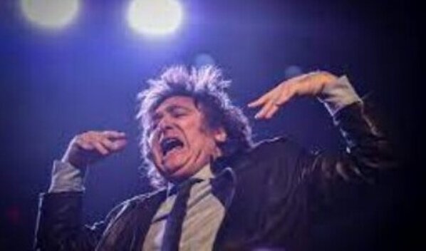 El candidato de La Libertad Avanza a la presidencia de Argentina, Javier Milei, se mostró confiado en ganar en la primera vuelta este domingo