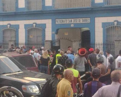 Hellen Fernadez jefa de campaña de Maria Corina Machado se dirigió a los presentes: "aquí estamos lo que vamos a salvar y unir el país", ellos están nerviosos, no caigamos en provocaciones.