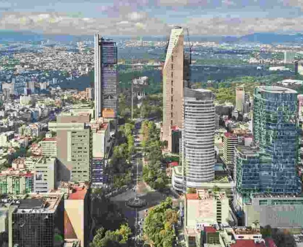 "La región ha demostrado ser en gran medida resiliente a los diversos shocks externos posteriores a la pandemia pero lamentablemente el crecimiento sigue siendo anémico