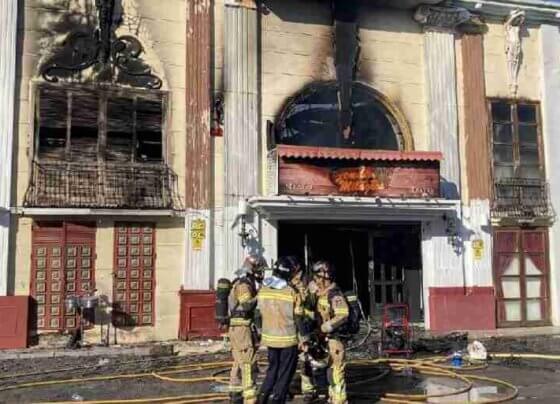 13 personas murieron en un incendio que se produjo la madrugada de este domingo en una discoteca española de Murcia informó el servicio de Emergencias de la ciudad.