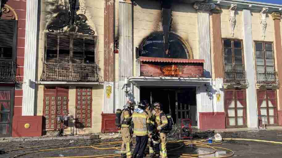 13 personas murieron en un incendio que se produjo la madrugada de este domingo en una discoteca española de Murcia informó el servicio de Emergencias de la ciudad.