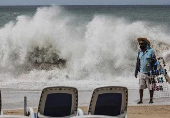 La tormenta tropical Otis causará lluvias «fuertes», mientras se acerca a los estados del sur de México durante su avance por el Pacífico, según informó el Servicio Meteorológico Nacional