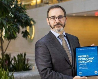 Chile será una de las tres economías que retrocede en 2023 sólo superando a Haití y Argentina. Panamá encabezará la región este año.