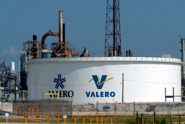 Valero Energy es una de las tantas empresas energéticas que buscan reanudar o ampliar las importaciones de crudo y combustible venezolano.