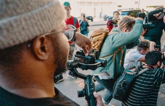 En Ecuador, tres comunicadores fueron asesinados en 2.022 en circunstancias no esclarecidas, según onegés, y unos 15 han sido amenazados de muerte en lo que va de este año.