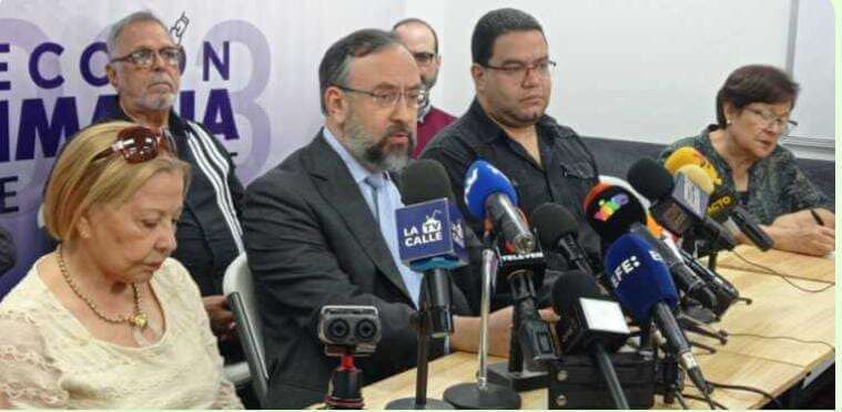 El rechazo fue publicado en un comunicado luego de cuatro reuniones técnicas con la junta directiva del ente comicial y otros encuentros de consulta con los trece candidatos inscritos.