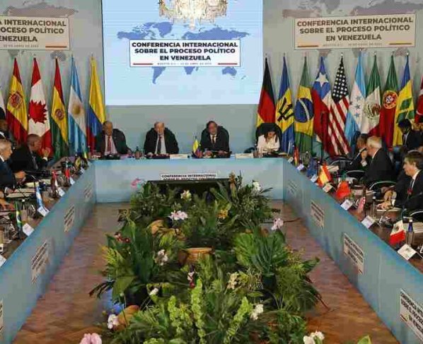 Es deber de la comunidad internacional no caer presa de necesidades perentorias y trabajar en pro de un cambio político en Venezuela