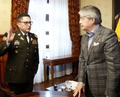 Alain Luna director general de Investigación de la Policía Nacional y Luis Ordóñez director del SNAI fueron los mandos policiales removidos de su puesto.