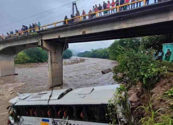 El accidente se produjo en Honduras donde murieron cuatro personas y hay más de 20 heridos, en su mayoría venezolanos.