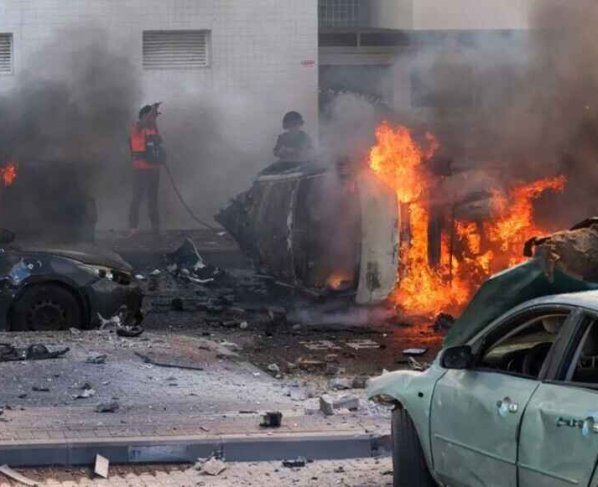 El ataque de este sábado se produce en el 50º aniversario de la guerra de 1973 en la que los estados árabes bombardearon a Israel en Yom Kippur