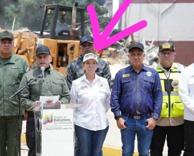 Moya Boada fue detenida por agentes de la Dirección General de Migración quienes ejecutaron una orden judicial en su contra.