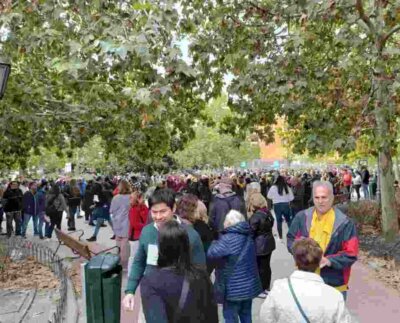 Más de 200.000 venezolanos residentes en Madrid votaron este domingo en las primarias de la oposición venezolana, según informó la Comisión Nacional de Primarias