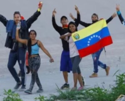 La migración sigue siendo uno de los temas más importantes para el electorado de Estados Unidos así que tiene su lógica política abordar esta cuestión en un año electoral