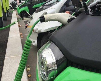 Los combustibles fósiles generan grandes cantidades de gases de efecto invernadero y son dañinas mientras que la energía nuclear resulta un auténtico fracaso a nivel económico.