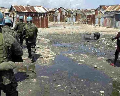 La resolución fue aprobada con 13 votos a favor y dos abstenciones correspondientes a China y Rusia sin ningún voto en contra.