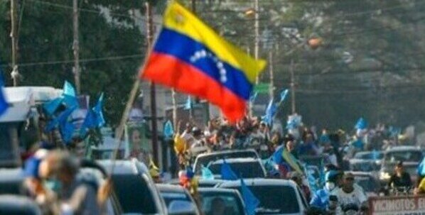 Escoger en quien depositar la confianza y el respaldo es además respaldar un liderazgo y no solo para una próxima elección presidencial sino para vencer en una contienda al tramposo que tendremos enfrente