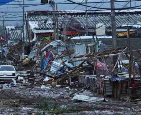 Las previsiones fallaron y lo que iba ser una tormenta tropical acabó siendo un huracán de la máxima intensidad, con vientos de hasta 270 km/h