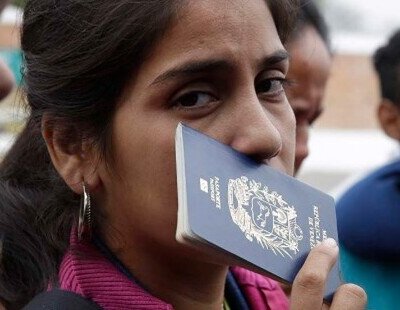 Para los venezolanos en el exterior tramitar sus documentos de identidad no es un proceso sencillo, puede tardar meses e incluso años para poder realizar renovar el pasaporte u obtener los antecedentes penales.