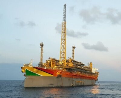 El gobierno de Guyana confirmó nuevo hallazgo petrolero con alto potencial en aguas reclamadas por Venezuela en un momento de alta tensión.