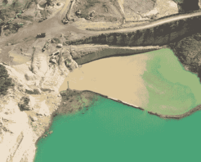 La minería de oro y minerales en y cerca de los ríos de los trópicos está degradando las vías fluviales en 49 países según un estudio dirigido por Dartmouth.