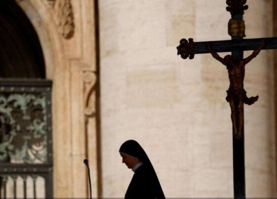 Más de 200 mil menores habrían sufrido abusos sexuales por parte de religiosos católicos en España desde 1940, según un primer informe independiente, que rompe el silencio