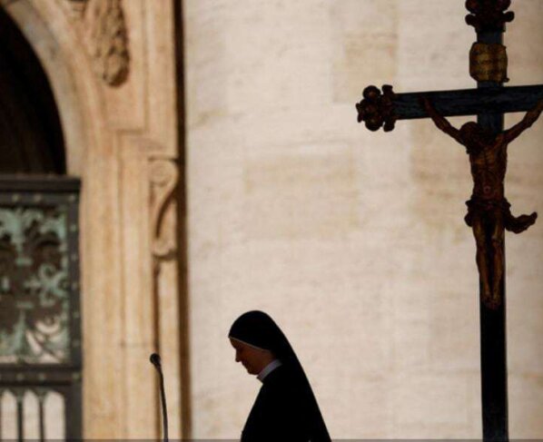 Más de 200 mil menores habrían sufrido abusos sexuales por parte de religiosos católicos en España desde 1940, según un primer informe independiente, que rompe el silencio