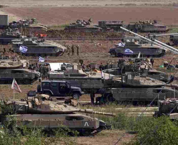 La inminente ofensiva terrestre sobre Gaza será “larga, difícil e intensa”. Dijo además que “esta guerra se nos impuso y combatimos contra un cruel enemigo que nos ha dañado enormemente