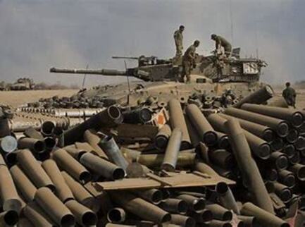 A la espera de que la ayuda humanitaria pueda entrar en Gaza a través del paso de Rafah, en Egipto, la guerra entre Israel y Hamás suma ya trece días en los que la situación lejos de mejorar empeora por momentos.