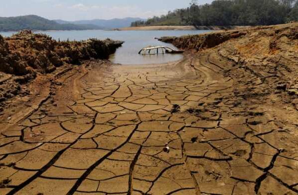 Con 55 de sus 62 municipios afectados por la sequía severa, la gobernación de Amazonas, el mayor estado de la región, declaró recientemente la situación de emergencia por un período inicial de 180 días.