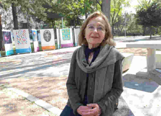 La física mexicana Ana María Cetto plantea que la región puede y debe rebelarse ante la privatización de la ciencia y apostar por iniciativas que pongan a la ciencia y sus resultados accesibles a todo público.