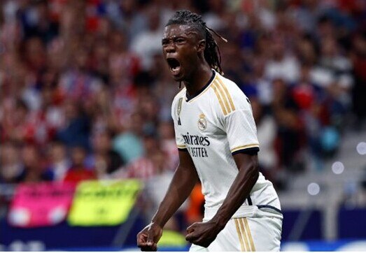 El centrocampista francés Eduardo Camavinga aseguró estar "muy orgulloso" de haber ampliado su contrato con el Real Madrid hasta el 30 de junio de 2029
