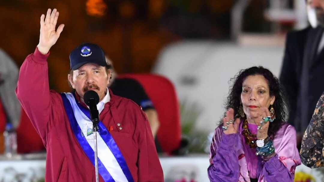 El embajador de Estados Unidos ante la OEA, Francisco Mora, dijo que Washington está considerando aplicar nuevas sanciones “políticas y económicas” al gobierno de Nicaragua