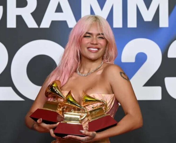Los Latin Grammy 2023 coronaron a un póker de reyes y reinas integrado por el mexicano estadounidense Édgar Barrera, el argentino Bizarrap, la mexicana Natalia Lafourcade y las colombianas Shakira y Karol G.