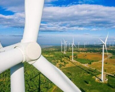 En la actualidad, casi el 30% de la electricidad mundial procede de energías renovables. Para 2050, el 90% de la electricidad mundial debería proceder de energías renovables.