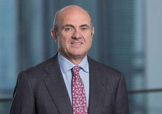 los mercados financieros y las instituciones financieras no bancarias siguen siendo muy sensibles a nuevos acontecimientos negativos