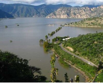 Metztitlán es un lugar rodeado de montañas, una hermosa laguna, abundante flora y fauna, y fue recientemente denominado como un nuevo Pueblo Mágico, debido a la gran oferta turística que tiene para las y los visitantes