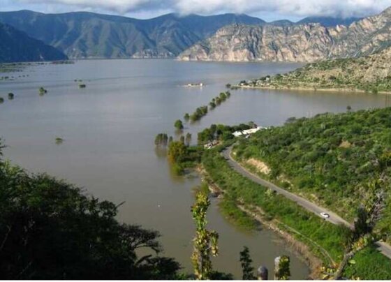 Metztitlán es un lugar rodeado de montañas, una hermosa laguna, abundante flora y fauna, y fue recientemente denominado como un nuevo Pueblo Mágico, debido a la gran oferta turística que tiene para las y los visitantes