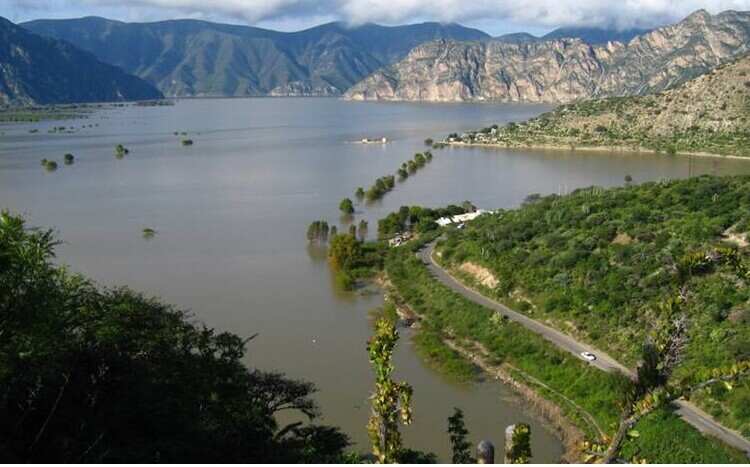 Metztitlán es un lugar rodeado de montañas, una hermosa laguna, abundante flora y fauna, y fue recientemente denominado como un nuevo Pueblo Mágico, debido a la gran oferta turística que tiene para las y los visitantes